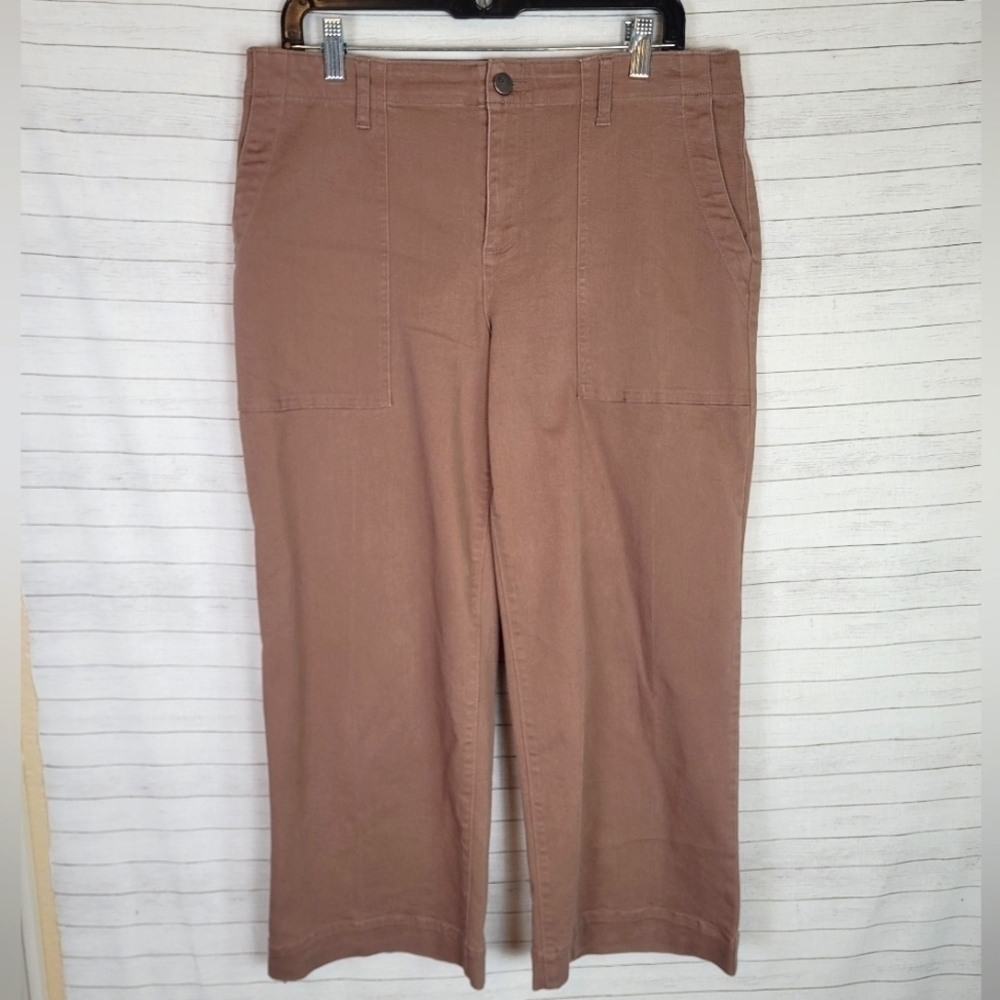 LOGO by Lori Goldstein Stretch Twill Boyfriend Crop Wide-Leg Pants, sz 14